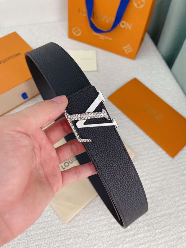 (image for) LOUIS VUITTON BELT