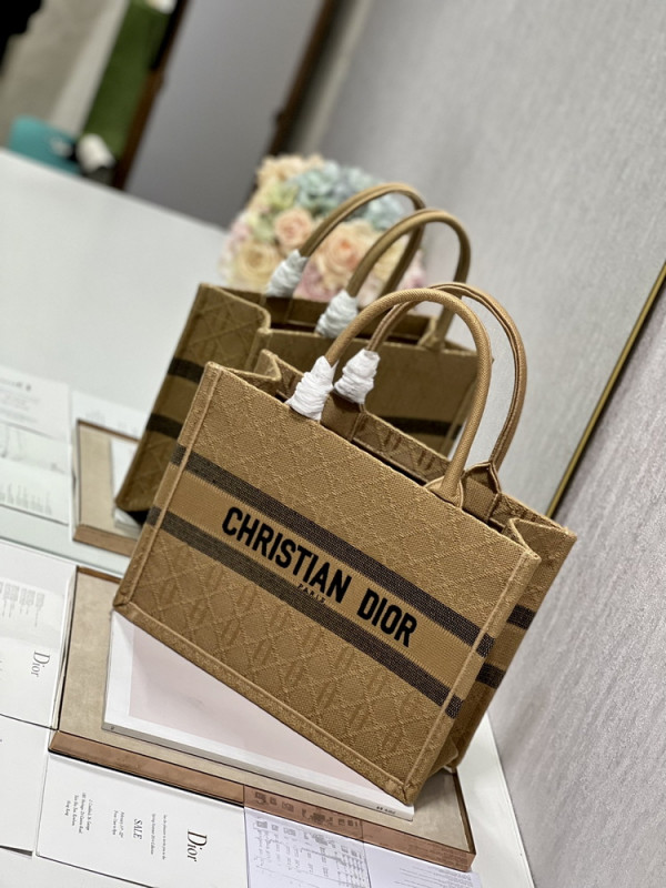 (image for) MEDIUM DIRO BOOK TOTE-36*18*28CM