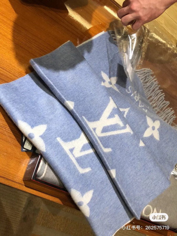 (image for) LOUIS VUITTON REYKJAVIK SCARF