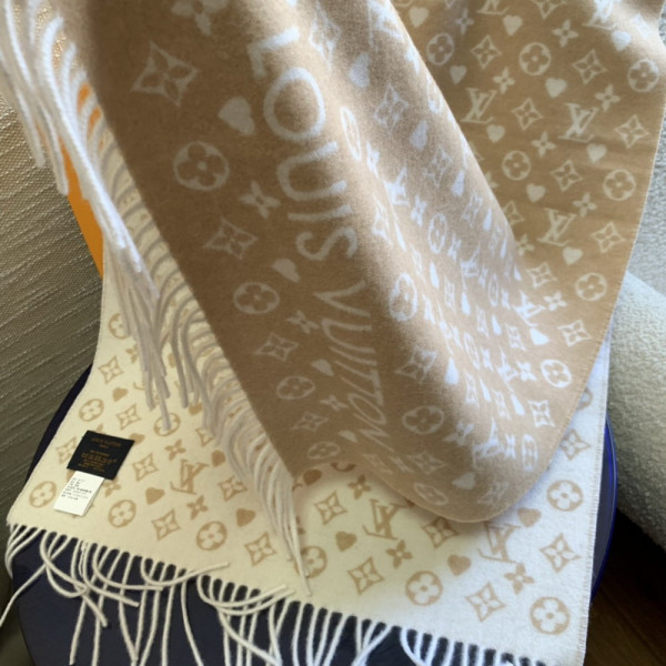 (image for) LOUIS VUITTON GAME ON SCARF