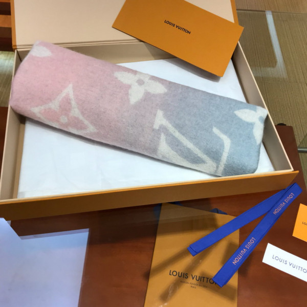 (image for) LOUIS VUITTON REYKJAVIK GRADIENT SCARF