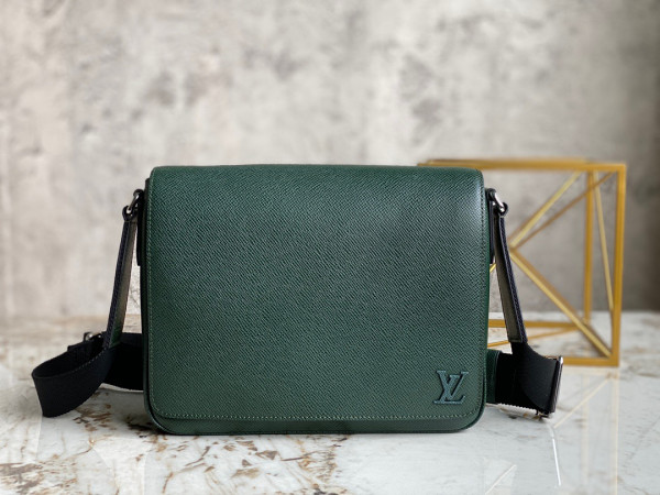 LOUIS VUITTON DISTRICT PM (image for) LOUIS VUITTON DISTRICT PM