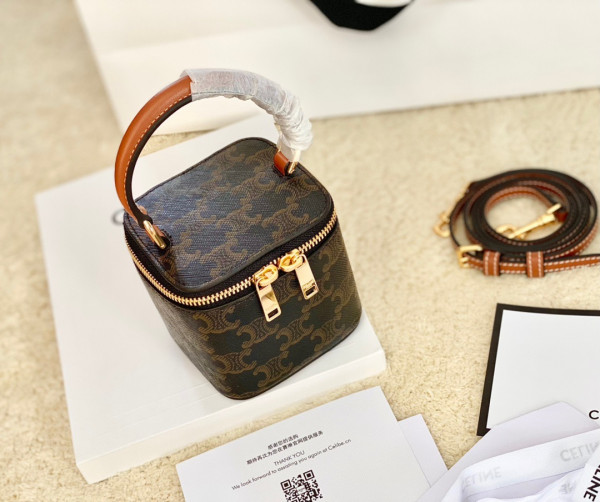 (image for) CELIN* MINI VANITY CASE IN TRIOMPHE