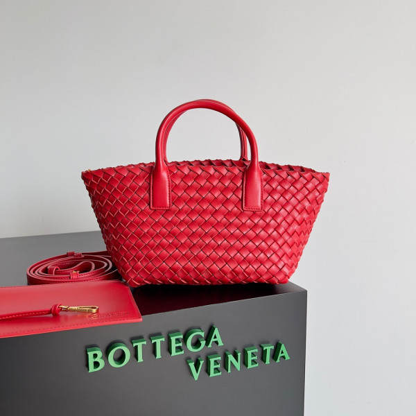 (image for) BOTTEGA VENETA MINI CABAT