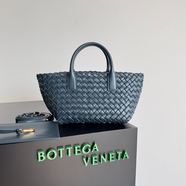 (image for) BOTTEGA VENETA MINI CABAT