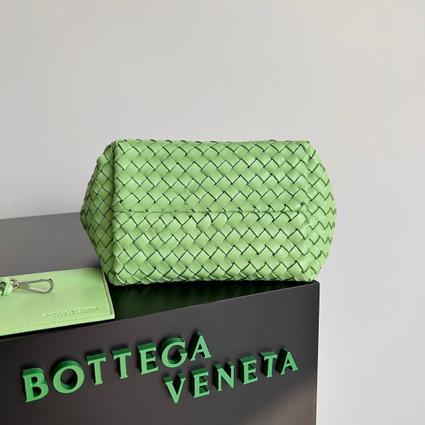 BOTTEGA VENETA MINI CABAT [Bottega420] CELINE CHANEL ACCESSORIES LOEWE SHOES LOUIS VUITTON DIRO YSL OTHER BRAND HANDBAGS BALENCIAGA BOTTEGA VENETA GOYARD HERMES BURBERRY VALENTINO GUCCI FENDI MIUMIU CHLOE PRADA BVLGARI SUITCASE NEW ARRIVAL 