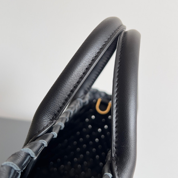 BOTTEGA VENETA MINI CABAT [Bottega417] CELINE CHANEL ACCESSORIES LOEWE SHOES LOUIS VUITTON DIRO YSL OTHER BRAND HANDBAGS BALENCIAGA BOTTEGA VENETA GOYARD HERMES BURBERRY VALENTINO GUCCI FENDI MIUMIU CHLOE PRADA BVLGARI SUITCASE NEW ARRIVAL 