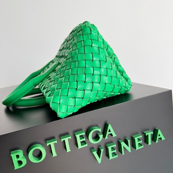 BOTTEGA VENETA MINI CABAT [Bottega419] CELINE CHANEL ACCESSORIES LOEWE SHOES LOUIS VUITTON DIRO YSL OTHER BRAND HANDBAGS BALENCIAGA BOTTEGA VENETA GOYARD HERMES BURBERRY VALENTINO GUCCI FENDI MIUMIU CHLOE PRADA BVLGARI SUITCASE NEW ARRIVAL 