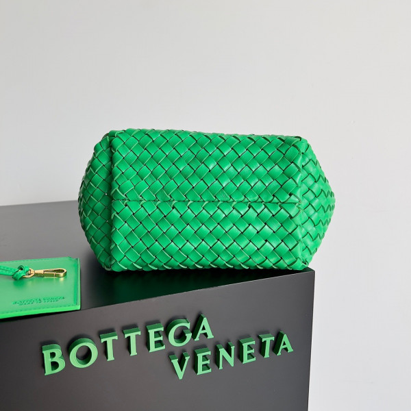 BOTTEGA VENETA MINI CABAT [Bottega419] CELINE CHANEL ACCESSORIES LOEWE SHOES LOUIS VUITTON DIRO YSL OTHER BRAND HANDBAGS BALENCIAGA BOTTEGA VENETA GOYARD HERMES BURBERRY VALENTINO GUCCI FENDI MIUMIU CHLOE PRADA BVLGARI SUITCASE NEW ARRIVAL 