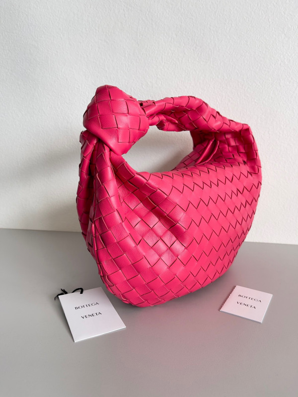 BOTTEGA VENETA Teen Jodie [Bottega412] CELINE CHANEL ACCESSORIES LOEWE SHOES LOUIS VUITTON DIRO YSL OTHER BRAND HANDBAGS BALENCIAGA BOTTEGA VENETA GOYARD HERMES BURBERRY VALENTINO GUCCI FENDI MIUMIU CHLOE PRADA BVLGARI SUITCASE NEW ARRIVAL 