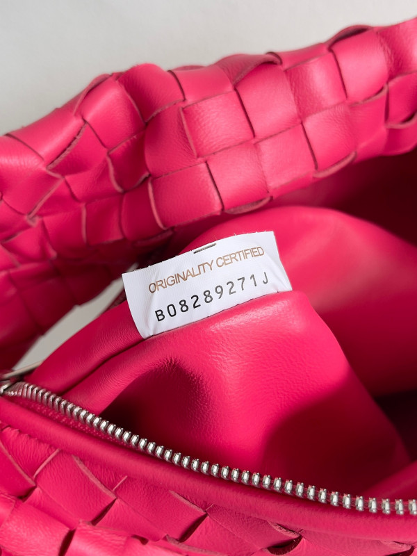 BOTTEGA VENETA Teen Jodie [Bottega412] CELINE CHANEL ACCESSORIES LOEWE SHOES LOUIS VUITTON DIRO YSL OTHER BRAND HANDBAGS BALENCIAGA BOTTEGA VENETA GOYARD HERMES BURBERRY VALENTINO GUCCI FENDI MIUMIU CHLOE PRADA BVLGARI SUITCASE NEW ARRIVAL 