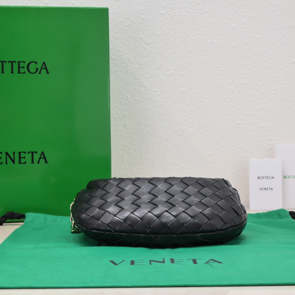 BOTTEGA VENETA MINI JODIE [Bottega411] CELINE CHANEL ACCESSORIES LOEWE SHOES LOUIS VUITTON DIRO YSL OTHER BRAND HANDBAGS BALENCIAGA BOTTEGA VENETA GOYARD HERMES BURBERRY VALENTINO GUCCI FENDI MIUMIU CHLOE PRADA BVLGARI SUITCASE NEW ARRIVAL 
