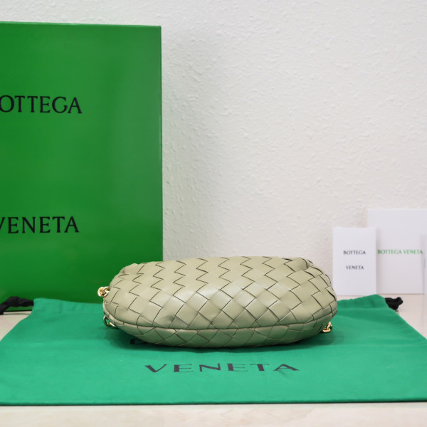 BOTTEGA VENETA MINI JODIE [Bottega403] CELINE CHANEL ACCESSORIES LOEWE SHOES LOUIS VUITTON DIRO YSL OTHER BRAND HANDBAGS BALENCIAGA BOTTEGA VENETA GOYARD HERMES BURBERRY VALENTINO GUCCI FENDI MIUMIU CHLOE PRADA BVLGARI SUITCASE NEW ARRIVAL 