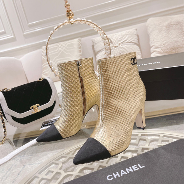 CL BOOTS [CL2640] CELINE CHANEL ACCESSORIES LOEWE SHOES LOUIS VUITTON DIRO YSL OTHER BRAND HANDBAGS BALENCIAGA BOTTEGA VENETA GOYARD HERMES BURBERRY VALENTINO GUCCI FENDI MIUMIU CHLOE PRADA BVLGARI SUITCASE NEW ARRIVAL 