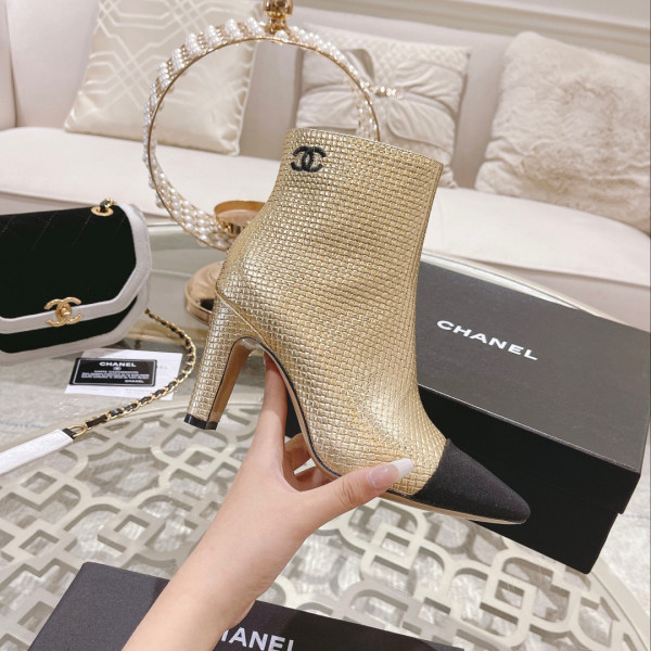 CL BOOTS [CL2640] CELINE CHANEL ACCESSORIES LOEWE SHOES LOUIS VUITTON DIRO YSL OTHER BRAND HANDBAGS BALENCIAGA BOTTEGA VENETA GOYARD HERMES BURBERRY VALENTINO GUCCI FENDI MIUMIU CHLOE PRADA BVLGARI SUITCASE NEW ARRIVAL 
