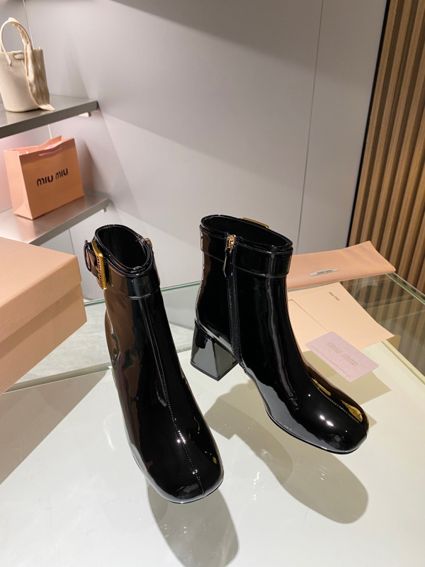 MIU MIU BOOTS [Miumiu3] CELINE CHANEL ACCESSORIES LOEWE SHOES LOUIS VUITTON DIRO YSL OTHER BRAND HANDBAGS BALENCIAGA BOTTEGA VENETA GOYARD HERMES BURBERRY VALENTINO GUCCI FENDI MIUMIU CHLOE PRADA BVLGARI SUITCASE NEW ARRIVAL 