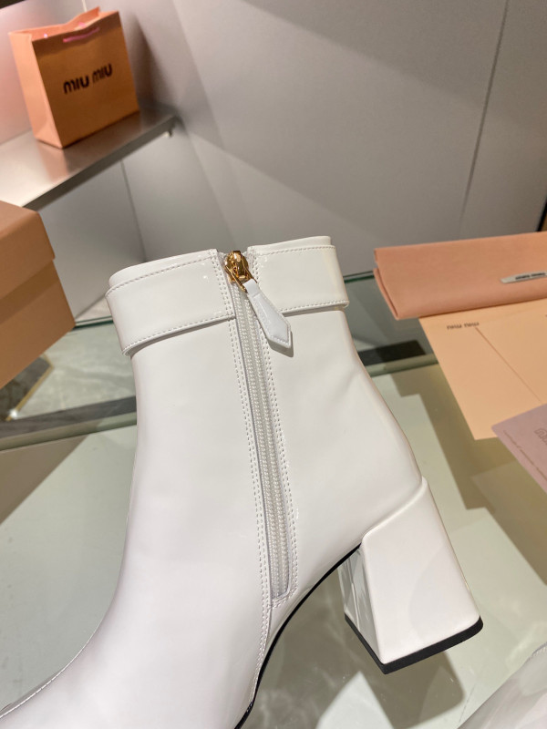 MIU MIU BOOTS [Miumiu2] CELINE CHANEL ACCESSORIES LOEWE SHOES LOUIS VUITTON DIRO YSL OTHER BRAND HANDBAGS BALENCIAGA BOTTEGA VENETA GOYARD HERMES BURBERRY VALENTINO GUCCI FENDI MIUMIU CHLOE PRADA BVLGARI SUITCASE NEW ARRIVAL 