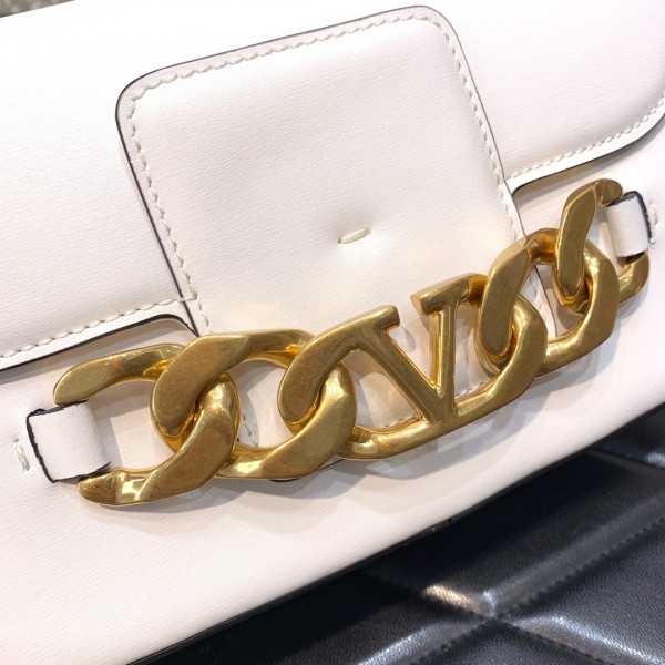 (image for) VALENTINO VLOGO CHAIN SHOULDER BAG IN CALFSKIN