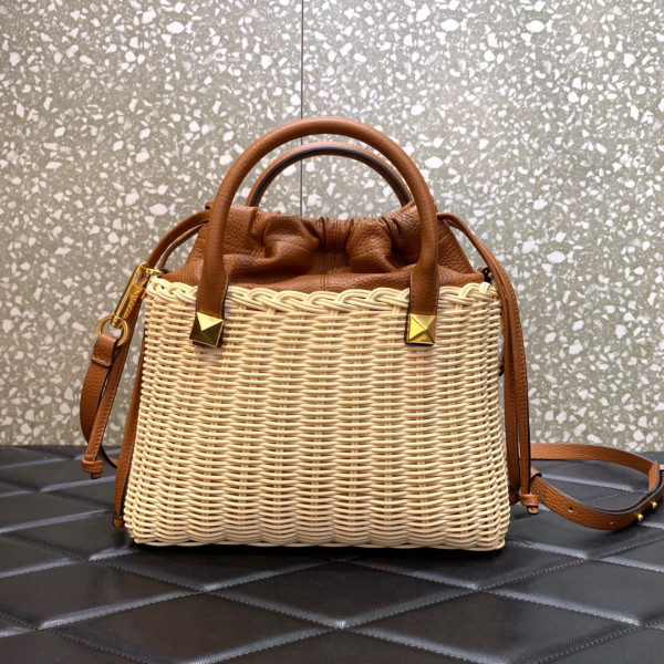 (image for) VALENTINO VLOGO SIGNATURE WICKER BUCKET BAG