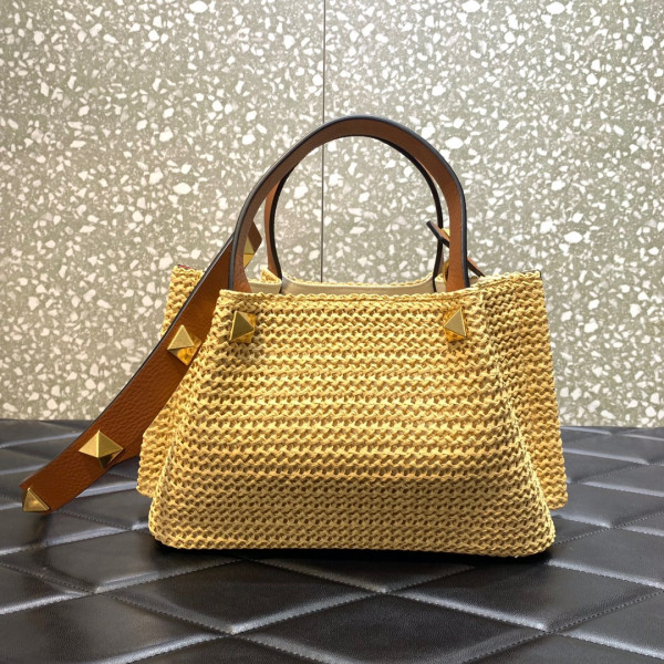 (image for) VALENTINO SMALL STRAW SUMMER TOTE