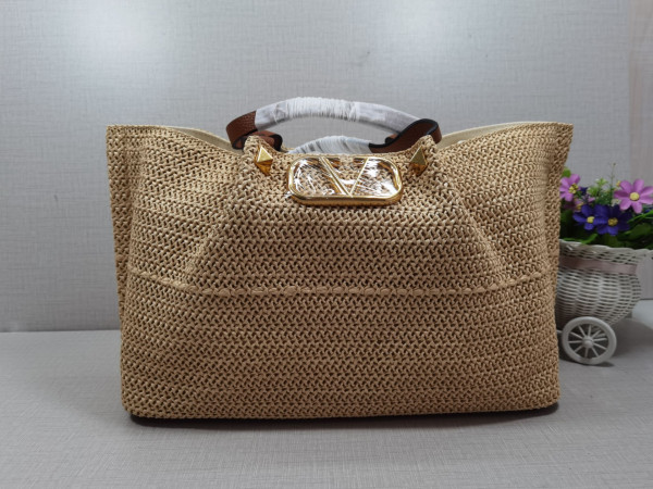 (image for) VALENTINO MEDIUM STRAW SUMMER TOTE