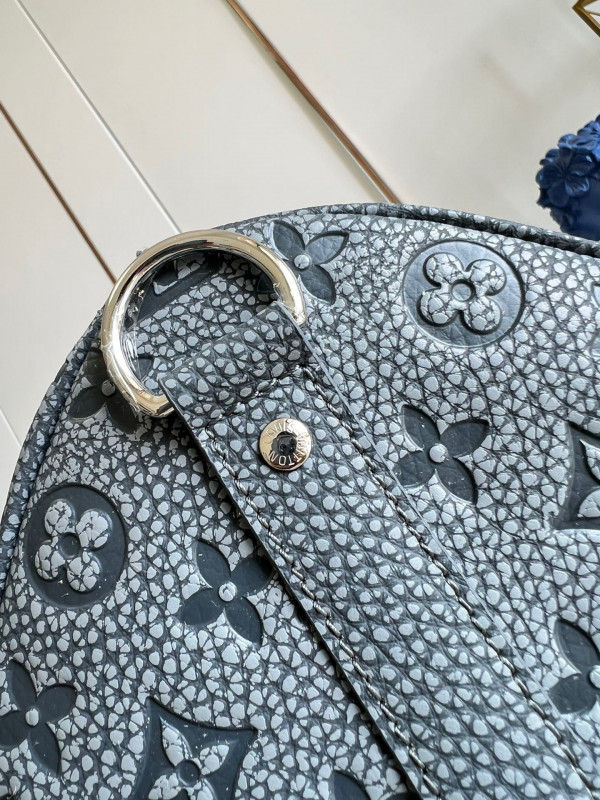 LOUIS VUITTON KEEPALL 50 [M20901] CELINE CHANEL ACCESSORIES LOEWE SHOES LOUIS VUITTON DIRO YSL OTHER BRAND HANDBAGS BALENCIAGA BOTTEGA VENETA GOYARD HERMES BURBERRY VALENTINO GUCCI FENDI MIUMIU CHLOE PRADA BVLGARI SUITCASE NEW ARRIVAL 
