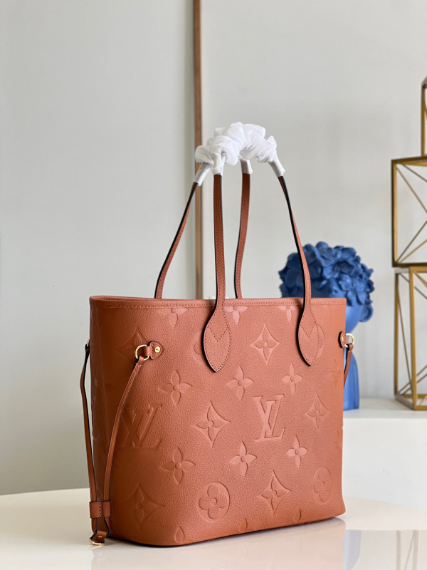 LOUIS VUITTON NEVERFULL MM [M46135] CELINE CHANEL ACCESSORIES LOEWE SHOES LOUIS VUITTON DIRO YSL OTHER BRAND HANDBAGS BALENCIAGA BOTTEGA VENETA GOYARD HERMES BURBERRY VALENTINO GUCCI FENDI MIUMIU CHLOE PRADA BVLGARI SUITCASE NEW ARRIVAL 