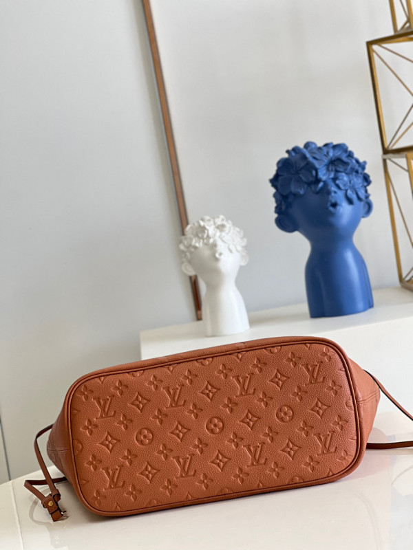 LOUIS VUITTON NEVERFULL MM [M46135] CELINE CHANEL ACCESSORIES LOEWE SHOES LOUIS VUITTON DIRO YSL OTHER BRAND HANDBAGS BALENCIAGA BOTTEGA VENETA GOYARD HERMES BURBERRY VALENTINO GUCCI FENDI MIUMIU CHLOE PRADA BVLGARI SUITCASE NEW ARRIVAL 
