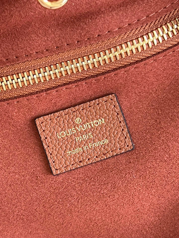 LOUIS VUITTON NEVERFULL MM [M46135] CELINE CHANEL ACCESSORIES LOEWE SHOES LOUIS VUITTON DIRO YSL OTHER BRAND HANDBAGS BALENCIAGA BOTTEGA VENETA GOYARD HERMES BURBERRY VALENTINO GUCCI FENDI MIUMIU CHLOE PRADA BVLGARI SUITCASE NEW ARRIVAL 