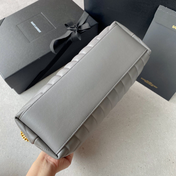 YSL LOULOU MEDIUM [YSL583] CELINE CHANEL ACCESSORIES LOEWE SHOES LOUIS VUITTON DIRO YSL OTHER BRAND HANDBAGS BALENCIAGA BOTTEGA VENETA GOYARD HERMES BURBERRY VALENTINO GUCCI FENDI MIUMIU CHLOE PRADA BVLGARI SUITCASE NEW ARRIVAL 