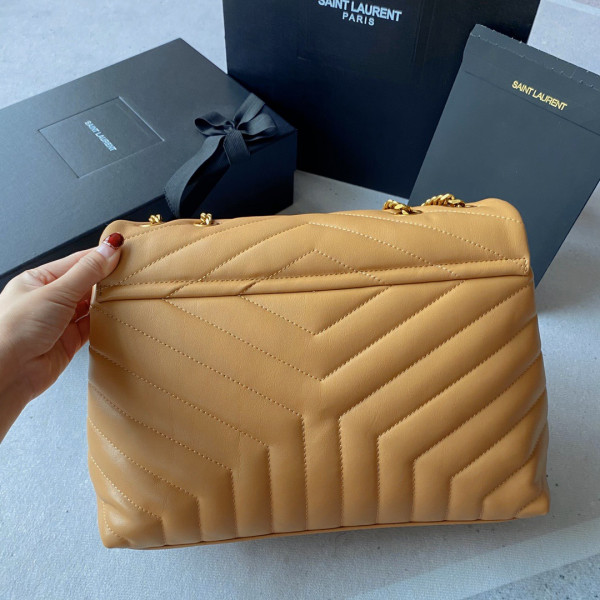 YSL LOULOU MEDIUM [YSL581] CELINE CHANEL ACCESSORIES LOEWE SHOES LOUIS VUITTON DIRO YSL OTHER BRAND HANDBAGS BALENCIAGA BOTTEGA VENETA GOYARD HERMES BURBERRY VALENTINO GUCCI FENDI MIUMIU CHLOE PRADA BVLGARI SUITCASE NEW ARRIVAL 