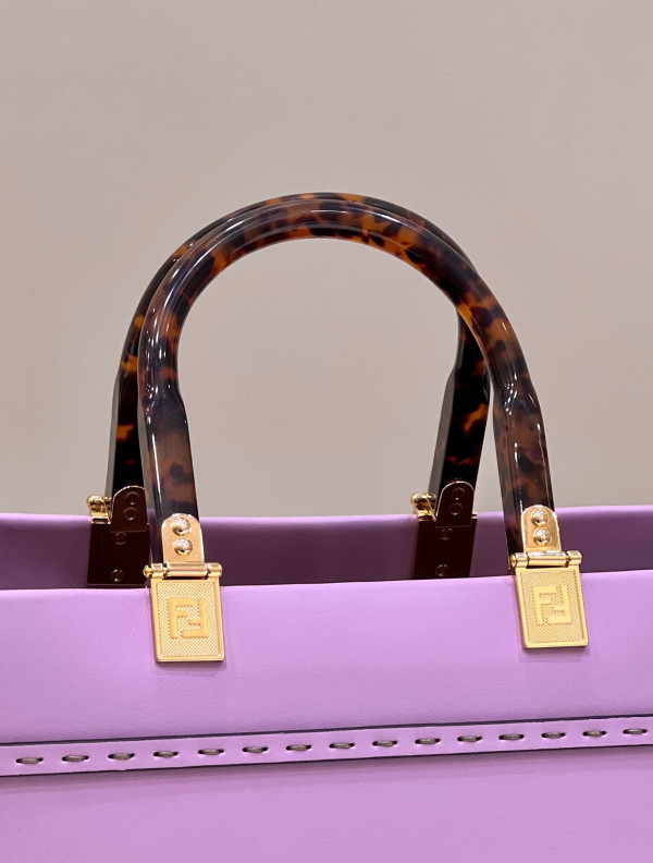 Fendi Sunshine Medium-35*17*31cm [Fendi603] CELINE CHANEL ACCESSORIES LOEWE SHOES LOUIS VUITTON DIRO YSL OTHER BRAND HANDBAGS BALENCIAGA BOTTEGA VENETA GOYARD HERMES BURBERRY VALENTINO GUCCI FENDI MIUMIU CHLOE PRADA BVLGARI SUITCASE NEW ARRIVAL 