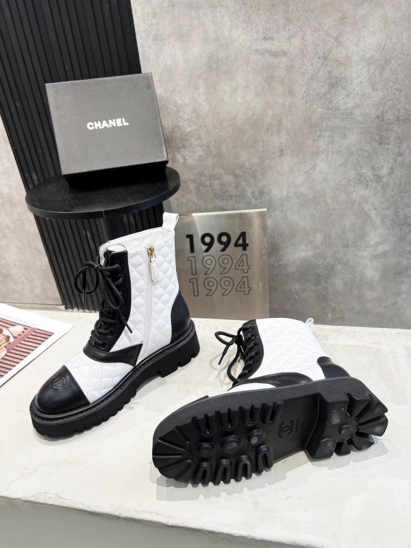CL ANKLE BOOTS [CL2634] CELINE CHANEL ACCESSORIES LOEWE SHOES LOUIS VUITTON DIRO YSL OTHER BRAND HANDBAGS BALENCIAGA BOTTEGA VENETA GOYARD HERMES BURBERRY VALENTINO GUCCI FENDI MIUMIU CHLOE PRADA BVLGARI SUITCASE NEW ARRIVAL 
