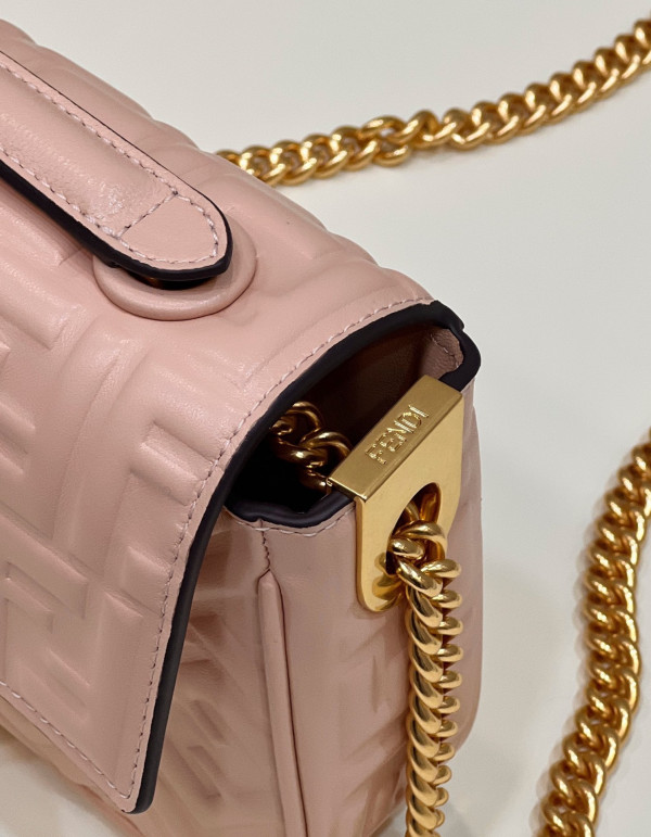 (image for) FENDI BAGUETTE CHAIN MIDI 397B98-24*14*7CM