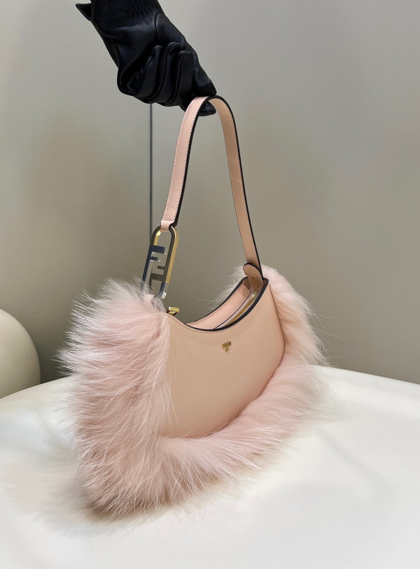 (image for) FENDI O’Lock Swing