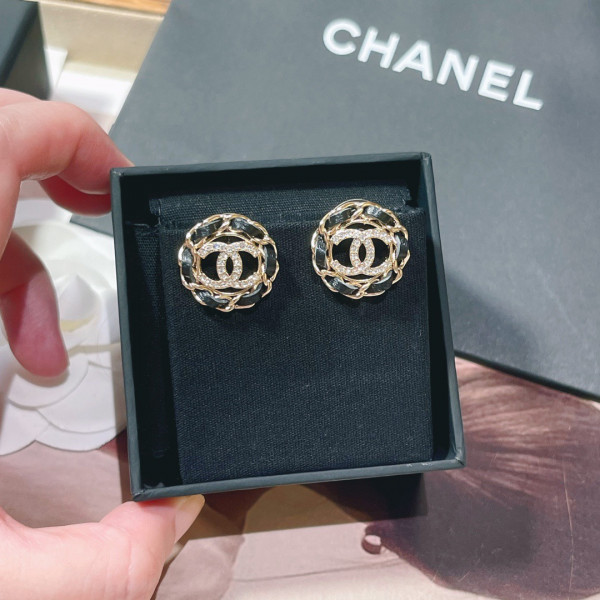 (image for) CL EARRINGS