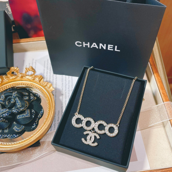 (image for) CL NECKLACE