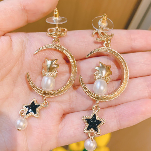 (image for) CL EARRINGS