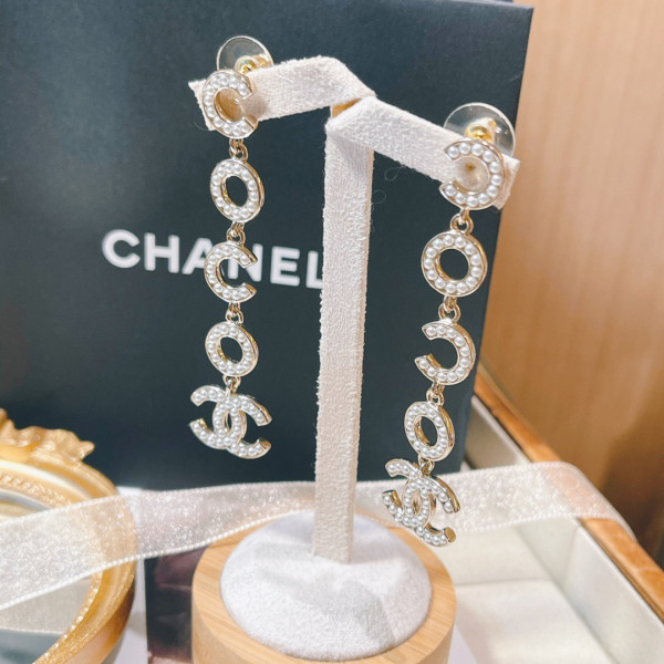 (image for) CL EARRINGS