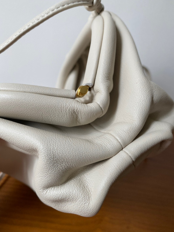 BOTTEGA VENETA MINI POUCH (image for) BOTTEGA VENETA MINI POUCH