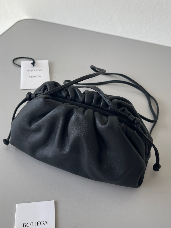BOTTEGA VENETA MINI POUCH (image for) BOTTEGA VENETA MINI POUCH