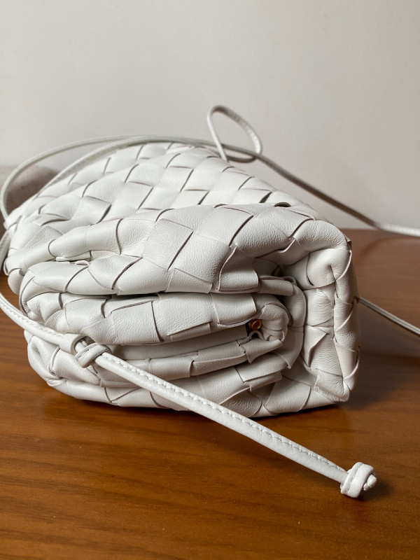 BOTTEGA VENETA MINI POUCH (image for) BOTTEGA VENETA MINI POUCH