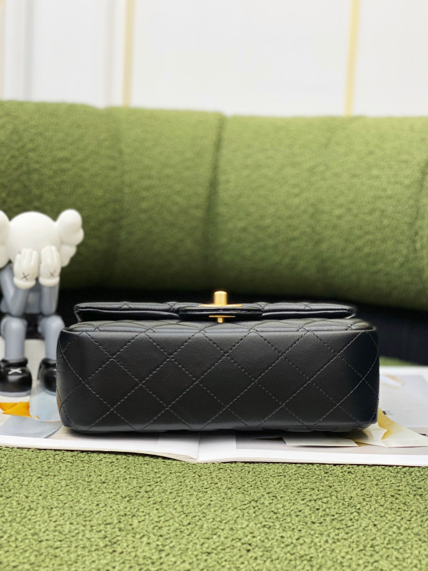 CL MINI FLAP BAG WITH TOP HANDLE [AS2431-22] CELINE CHANEL ACCESSORIES LOEWE SHOES LOUIS VUITTON DIRO YSL OTHER BRAND HANDBAGS BALENCIAGA BOTTEGA VENETA GOYARD HERMES BURBERRY VALENTINO GUCCI FENDI MIUMIU CHLOE PRADA BVLGARI SUITCASE NEW ARRIVAL 