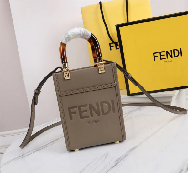 FENDI MINI SUNSHINE SHOPPER-13-18-6.5cm [Fendi555] CELINE CHANEL ACCESSORIES LOEWE SHOES LOUIS VUITTON DIRO YSL OTHER BRAND HANDBAGS BALENCIAGA BOTTEGA VENETA GOYARD HERMES BURBERRY VALENTINO GUCCI FENDI MIUMIU CHLOE PRADA BVLGARI SUITCASE NEW ARRIVAL 