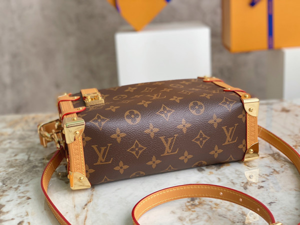 LOUIS VUITTON SIDE TRUNK MM [M46358] CELINE CHANEL ACCESSORIES LOEWE SHOES LOUIS VUITTON DIRO YSL OTHER BRAND HANDBAGS BALENCIAGA BOTTEGA VENETA GOYARD HERMES BURBERRY VALENTINO GUCCI FENDI MIUMIU CHLOE PRADA BVLGARI SUITCASE NEW ARRIVAL 