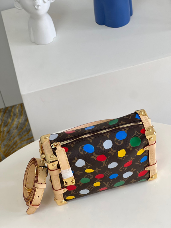LOUIS VUITTON SIDE TRUNK MM [Louis1884] CELINE CHANEL ACCESSORIES LOEWE SHOES LOUIS VUITTON DIRO YSL OTHER BRAND HANDBAGS BALENCIAGA BOTTEGA VENETA GOYARD HERMES BURBERRY VALENTINO GUCCI FENDI MIUMIU CHLOE PRADA BVLGARI SUITCASE NEW ARRIVAL 