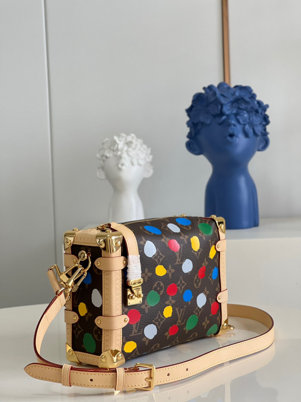 LOUIS VUITTON SIDE TRUNK MM [Louis1884] CELINE CHANEL ACCESSORIES LOEWE SHOES LOUIS VUITTON DIRO YSL OTHER BRAND HANDBAGS BALENCIAGA BOTTEGA VENETA GOYARD HERMES BURBERRY VALENTINO GUCCI FENDI MIUMIU CHLOE PRADA BVLGARI SUITCASE NEW ARRIVAL 