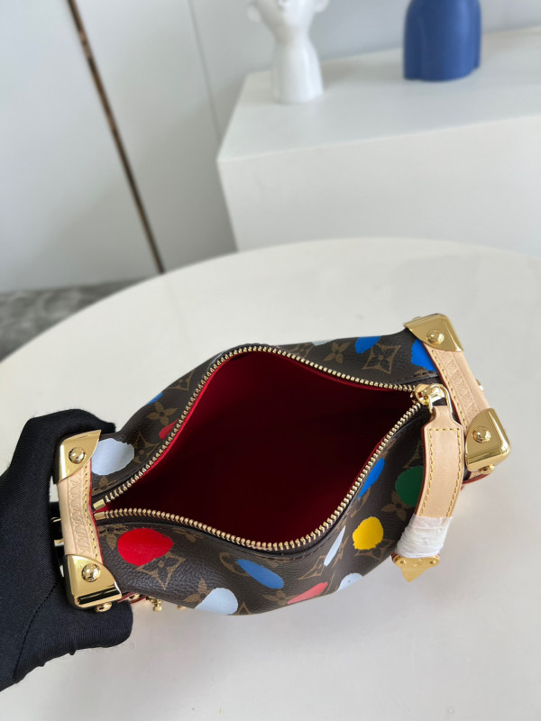 LOUIS VUITTON SIDE TRUNK MM [Louis1884] CELINE CHANEL ACCESSORIES LOEWE SHOES LOUIS VUITTON DIRO YSL OTHER BRAND HANDBAGS BALENCIAGA BOTTEGA VENETA GOYARD HERMES BURBERRY VALENTINO GUCCI FENDI MIUMIU CHLOE PRADA BVLGARI SUITCASE NEW ARRIVAL 