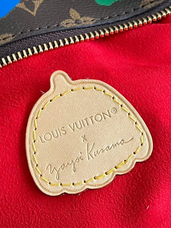 LOUIS VUITTON SIDE TRUNK MM [Louis1884] CELINE CHANEL ACCESSORIES LOEWE SHOES LOUIS VUITTON DIRO YSL OTHER BRAND HANDBAGS BALENCIAGA BOTTEGA VENETA GOYARD HERMES BURBERRY VALENTINO GUCCI FENDI MIUMIU CHLOE PRADA BVLGARI SUITCASE NEW ARRIVAL 