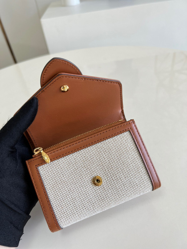 LOUIS VUITTON PONT 9 COMPACT WALLET [M81393] CELINE CHANEL ACCESSORIES LOEWE SHOES LOUIS VUITTON DIRO YSL OTHER BRAND HANDBAGS BALENCIAGA BOTTEGA VENETA GOYARD HERMES BURBERRY VALENTINO GUCCI FENDI MIUMIU CHLOE PRADA BVLGARI SUITCASE NEW ARRIVAL 